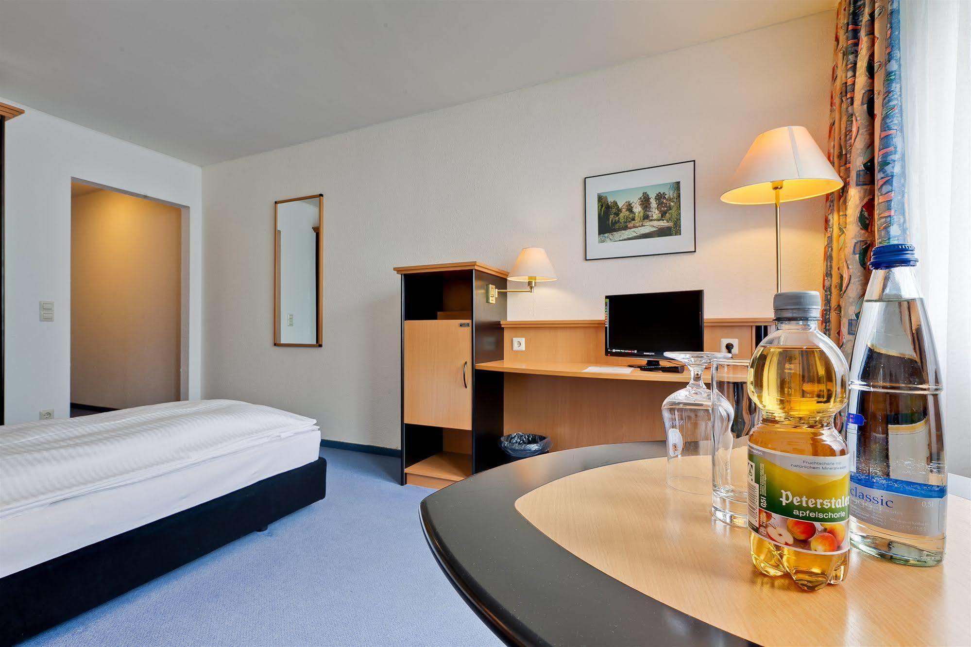 Hotel Am Suedtor Backnang Exterior photo